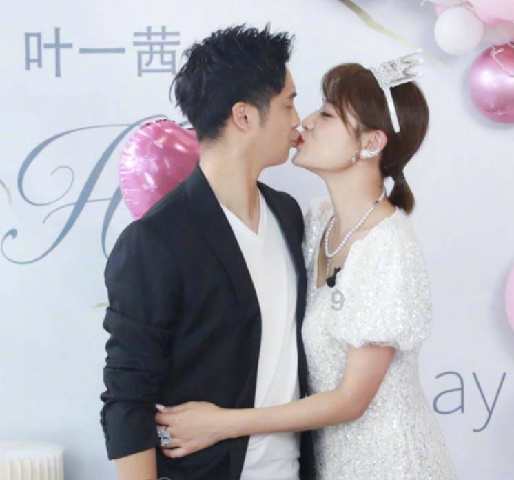 为什么哭久了，眼睛就会肿肿的